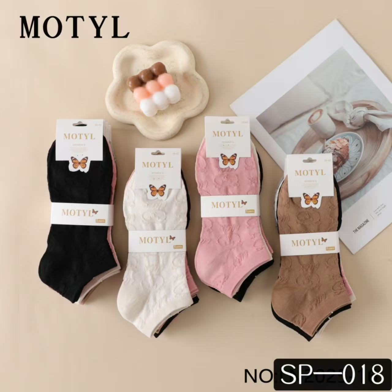 Skarpety damskie Roz 35-42, Mix kolor Paczka 40 szt